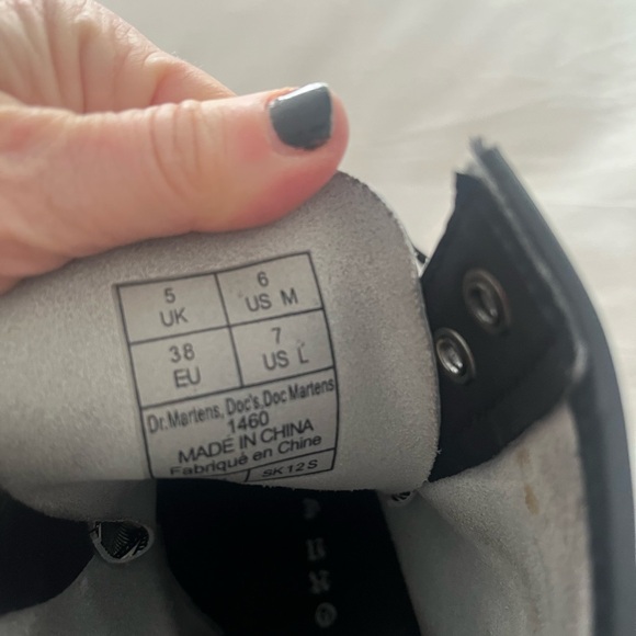 Dr. Martens 1460 Egret Playing Card boot, UK 5/US women’s 7.  LIKE NEW! - Picture 8 of 10